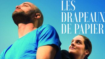 Les drapeaux de papier